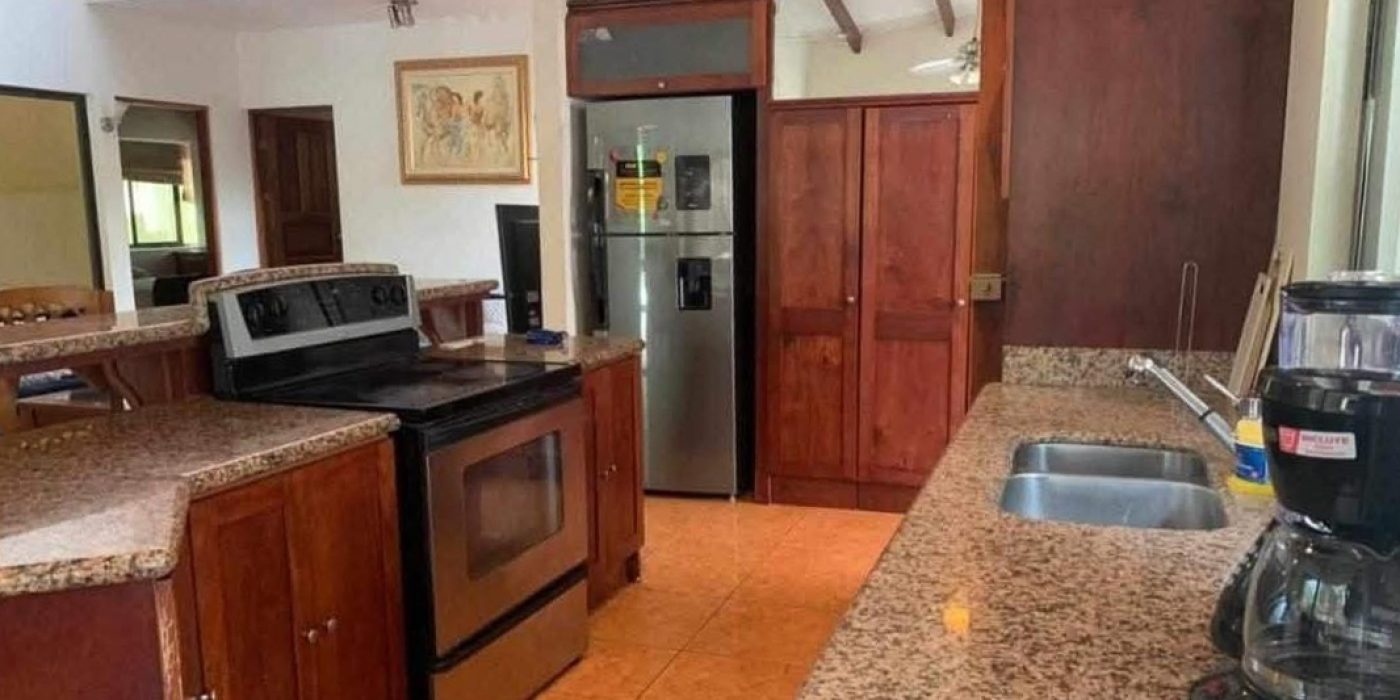 Casa Roja cropped-9