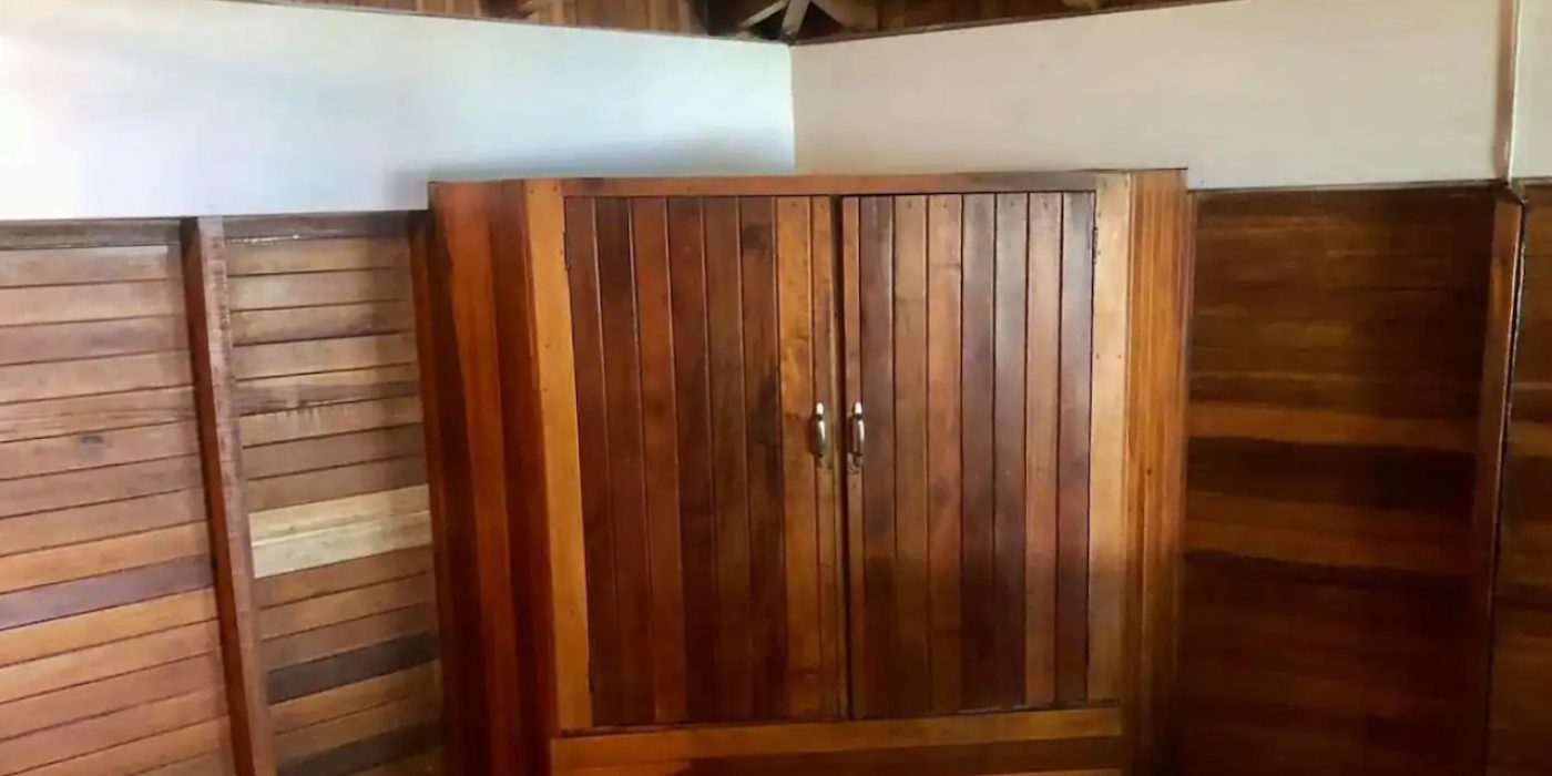 beach cabin Cropped-14