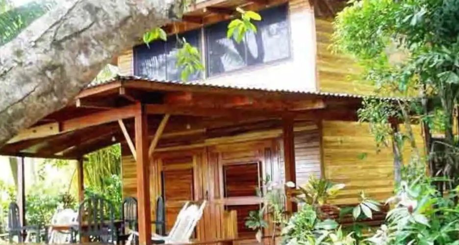 beach cabin Cropped-2